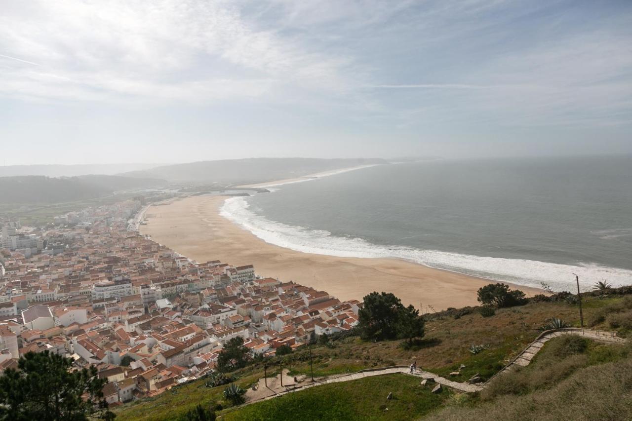 Nazare Top Wave Buitenkant foto
